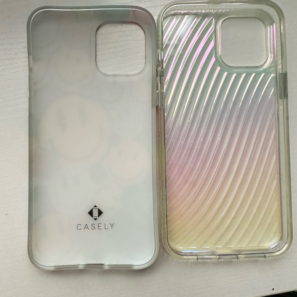 iPhone 12 Pro Max bundle cases - Picture 4 of 6